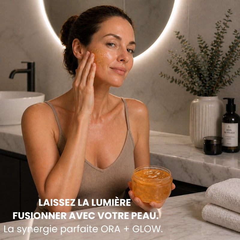 Application du GLOW GEL™ TRYOVIA sur le visage avant les sérums
